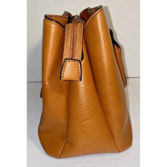 Matthew And Julian Camel Colored Hand Bag Zip Close - Picture 3 of 9
